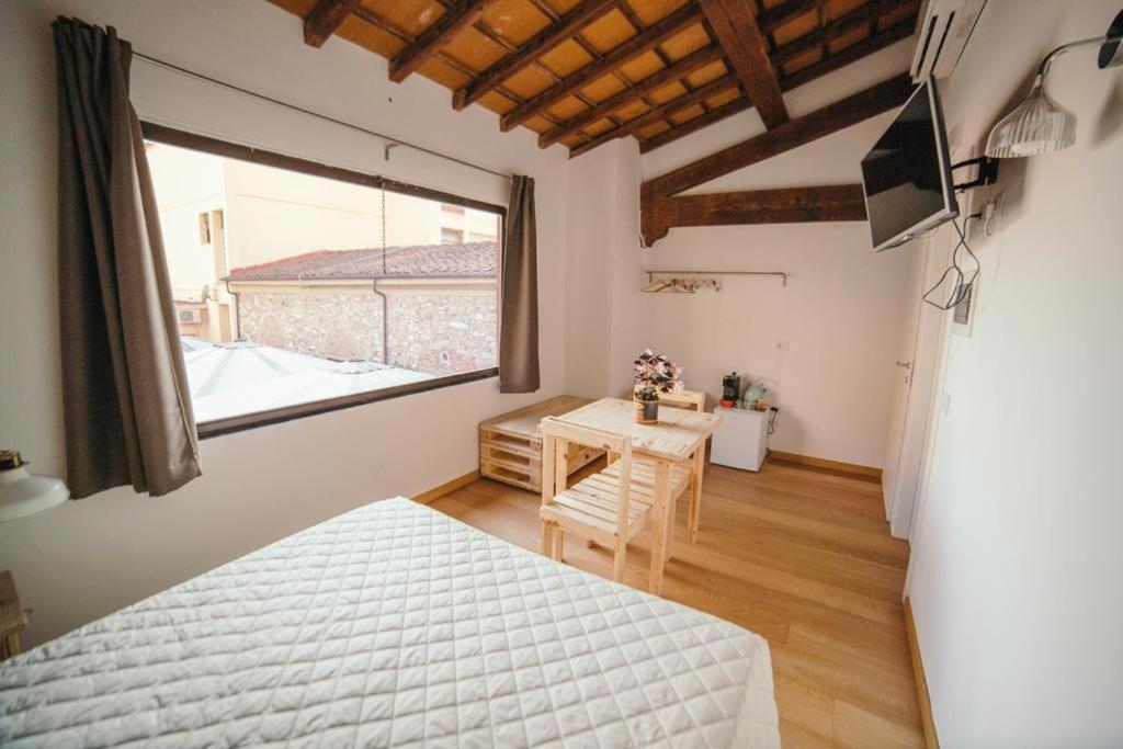 Le Camere Pietrasantine - Centro Storico Pietrasanta Bilik gambar